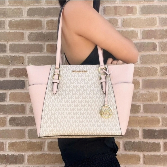 Michael Kors Handbags - 💕 MICHAEL KORS "CHARLOTTE" LARGE LOGO TOP-ZIP TOTE BAG IN POWDER BLUSH